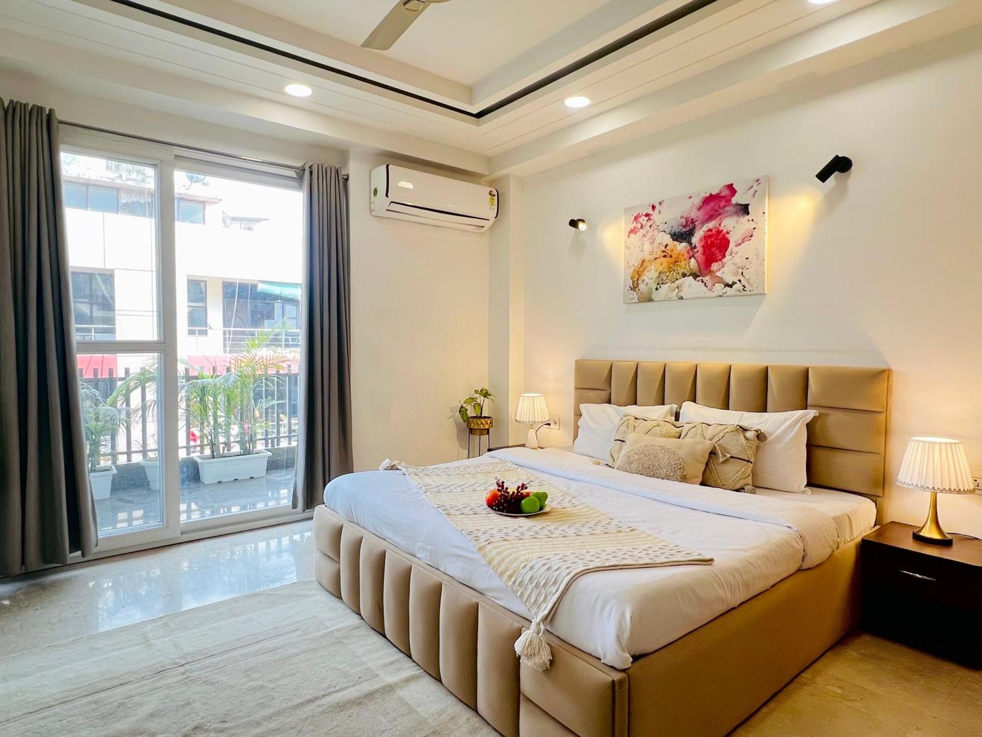 Bedchambers Serviced Apartments, Ardee City 구르가온 외부 사진