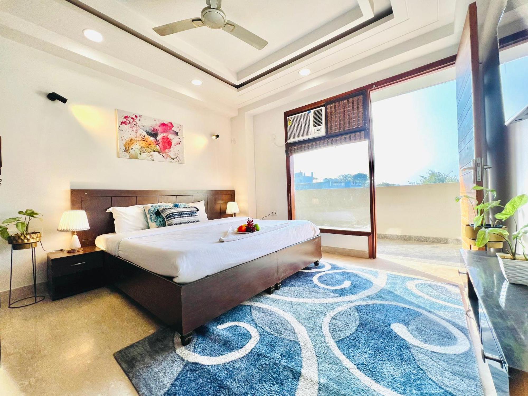 Bedchambers Serviced Apartments, Ardee City 구르가온 외부 사진