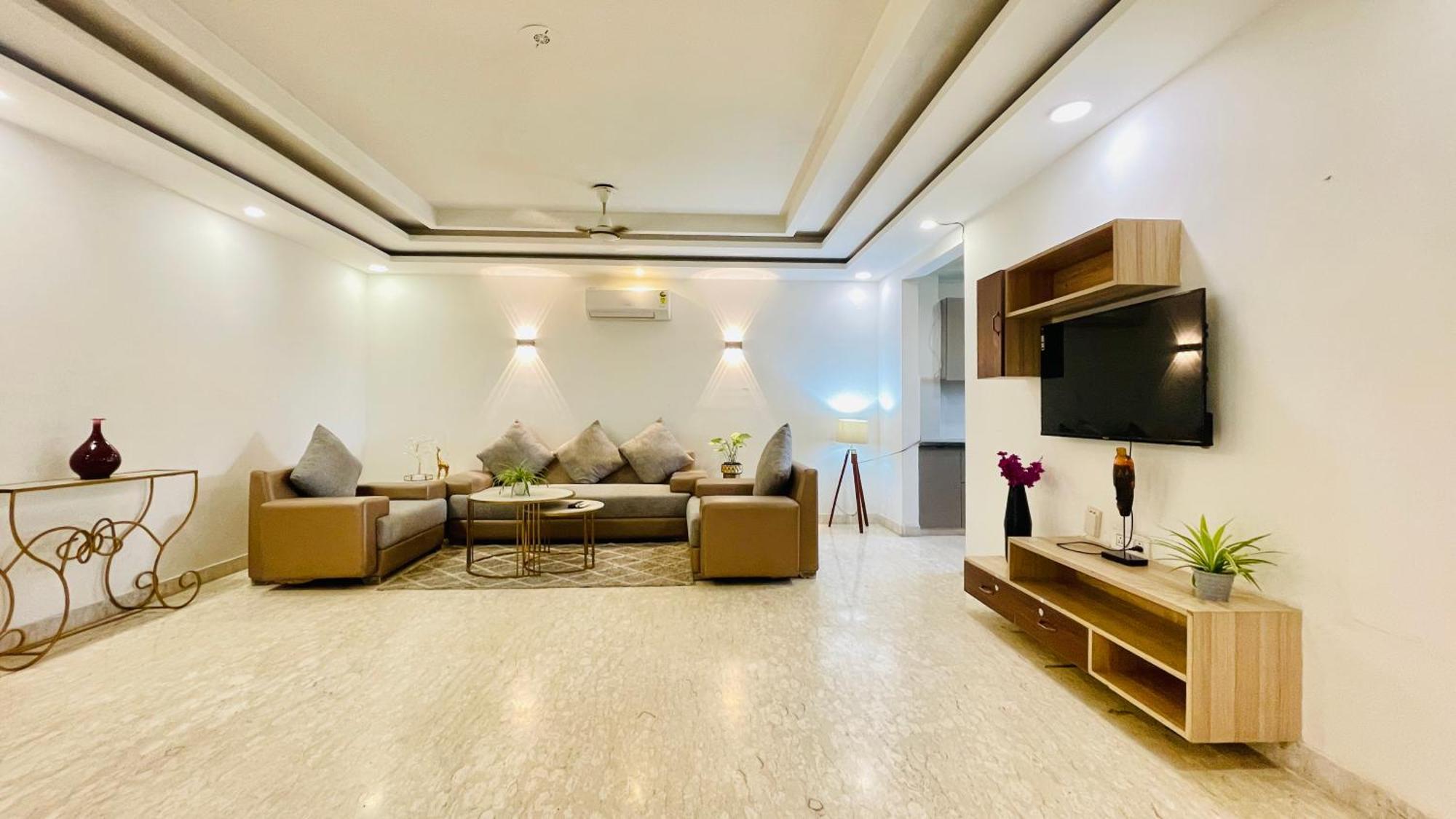 Bedchambers Serviced Apartments, Ardee City 구르가온 외부 사진